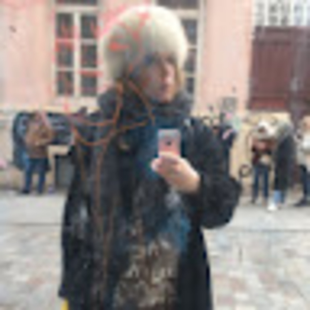 Meet your Posher, Ida